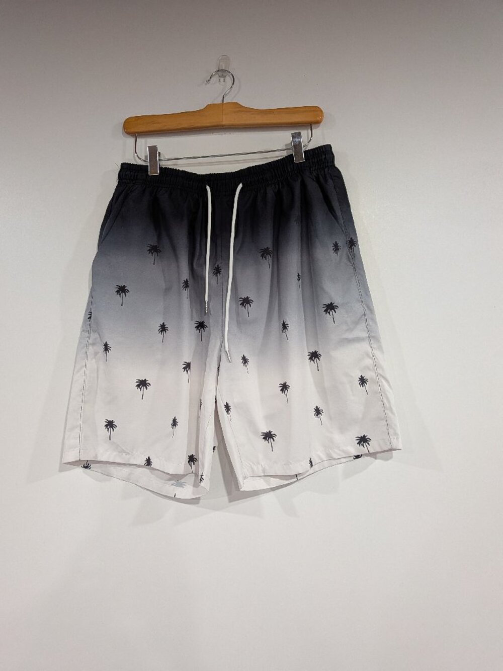 Unbranded Palm Tree Print Lined Swim Trunks Black Grey Size Large